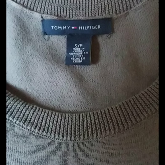 Tommy hilfiger sz. sm., grey knit vest - Picture 2 of 3